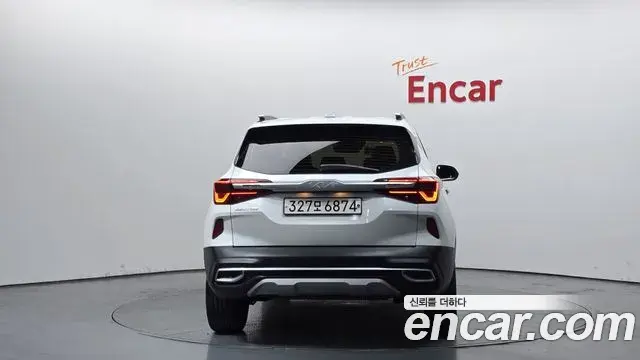 Kia Seltos 2021 — ფოტო 13/20