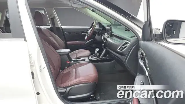 Kia Seltos 2021 — ფოტო 6/20