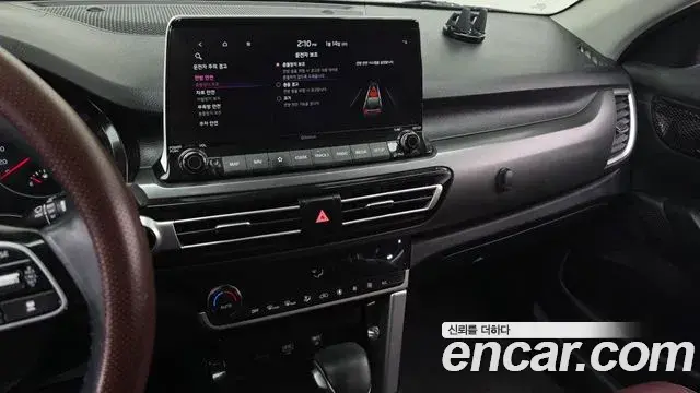 Kia Seltos 2021 — ფოტო 7/20