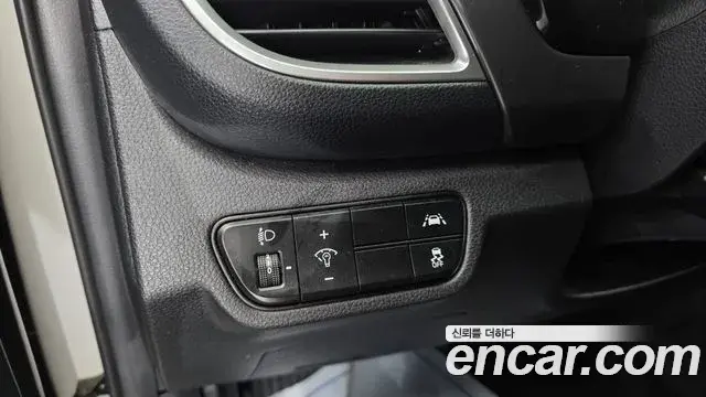 Kia Seltos 2021 — ფოტო 4/20