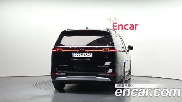 Kia Carnival 2021 — ფოტო 9/20