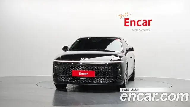 Hyundai Grandeur Hybrid 2023 — Photo 10/20