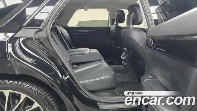 Hyundai Grandeur Hybrid 2023 — Photo 16/20