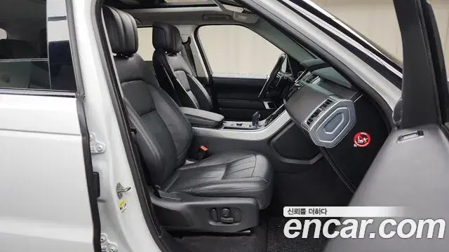 Land Rover Range Rover Sport 2018 — ფოტო 1/20