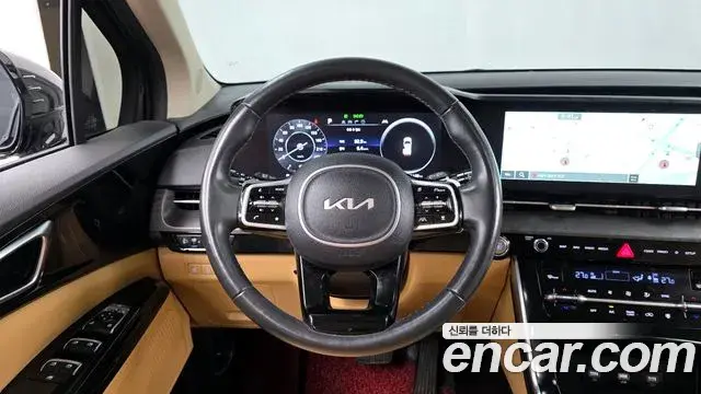 Kia Carnival 2022 — Photo 13/20