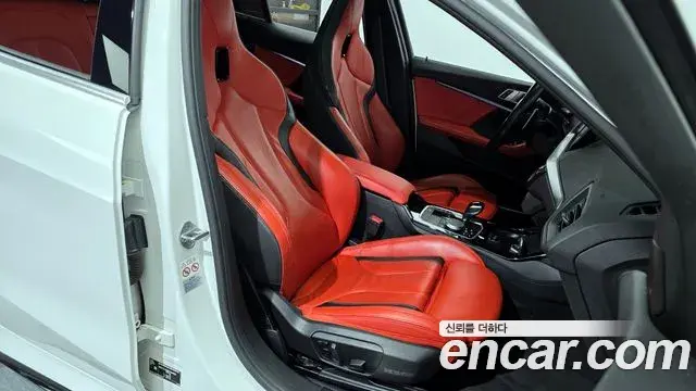 BMW 1 Series 2021 — Photo 8/20