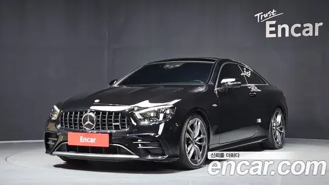 Mercedes-Benz E-Class 2021 — Photo 14/20