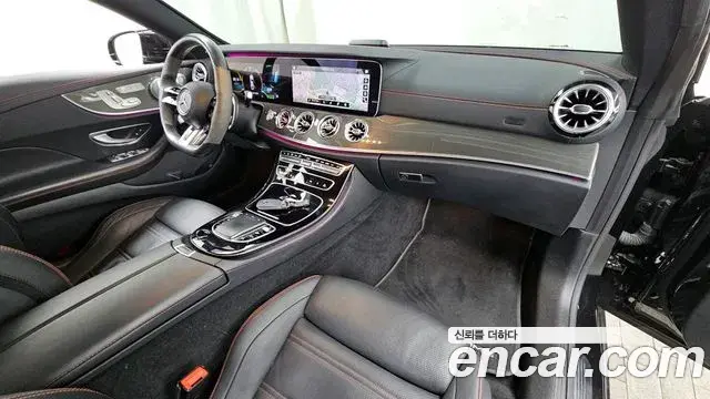 Mercedes-Benz E-Class 2021 — Photo 19/20