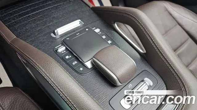 Mercedes-Benz GLS-Class 2022 — ფოტო 7/20
