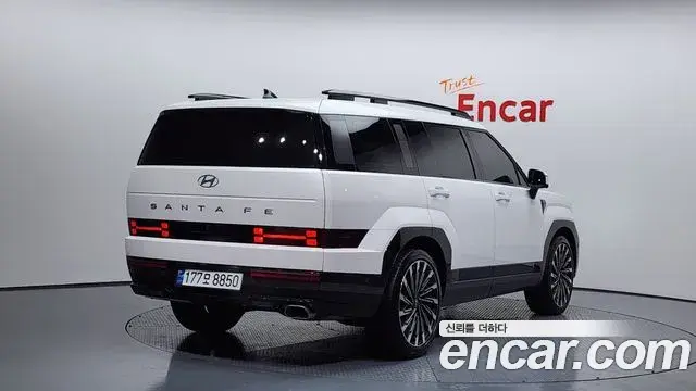 Hyundai Santa Fe 2024 — Şəkil 10/20