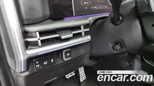 Hyundai Santa Fe 2024 — Şəkil 8/20