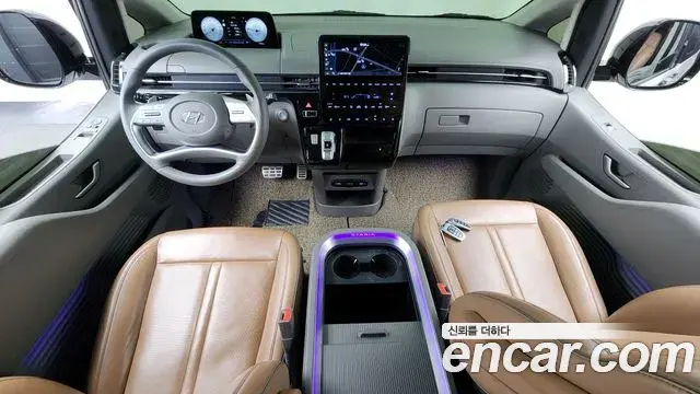 Hyundai Staria 2022 — ფოტო 7/20