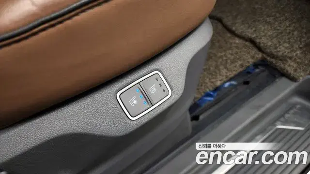 Hyundai Staria 2022 — ფოტო 5/20