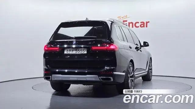 BMW X7 2019 — Şəkil 14/20