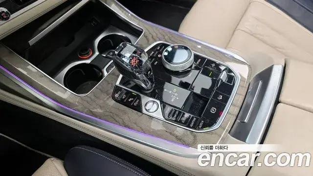 BMW X7 2019 — Şəkil 19/20