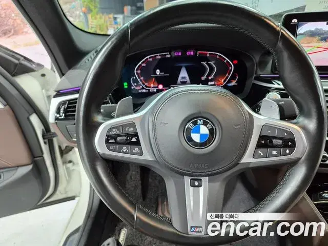 BMW 5 Series 2022 — Şəkil 6/20