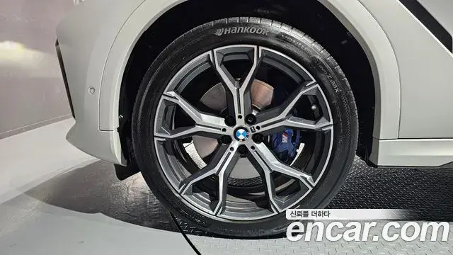 BMW X6 2022 — ფოტო 5/20