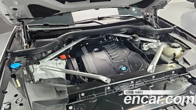 BMW X6 2022 — ფოტო 14/20