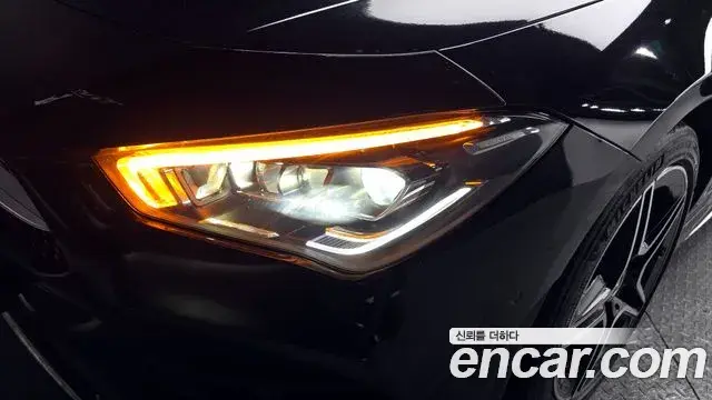 Mercedes-Benz CLA-Class 2021 — Şəkil 14/20