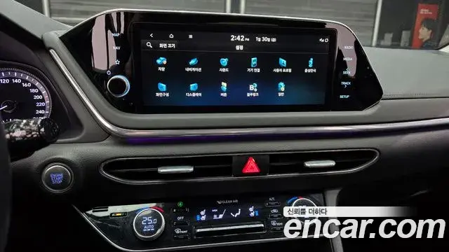 Hyundai Sonata 2021 — Фото 14/20