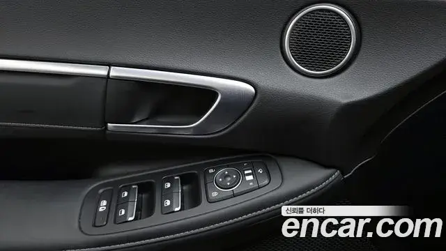 Hyundai Sonata 2021 — Фото 17/20