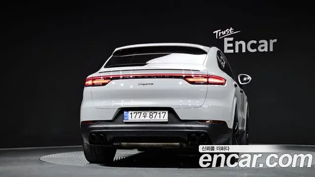 Porsche Cayenne 2022 — Фото 3/20