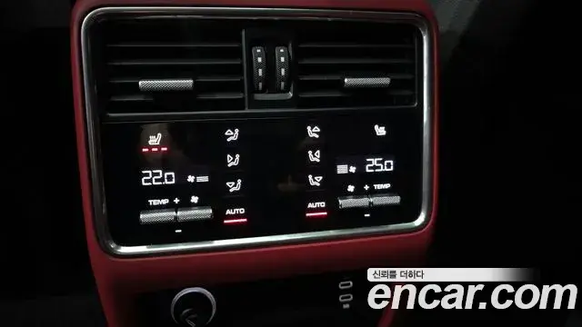 Porsche Cayenne 2022 — Фото 17/20