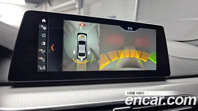BMW 5 Series 2018 — ფოტო 2/20