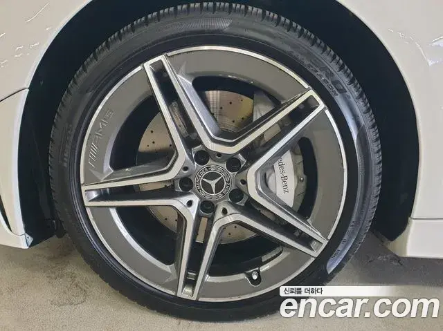 Mercedes-Benz CLS-Class 2023 — Photo 5/20