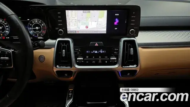 Kia Sorento 2021 — Photo 1/20
