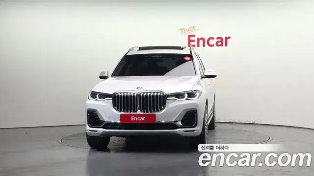 BMW X7 2022 — Photo 10/20