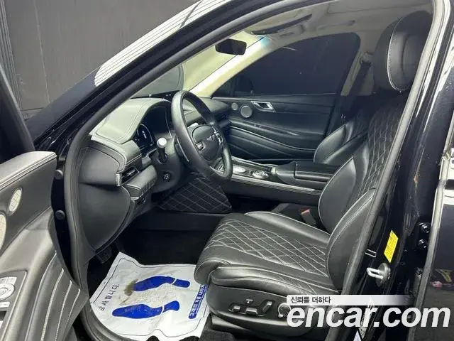 Genesis GV80 2020 — ფოტო 14/19