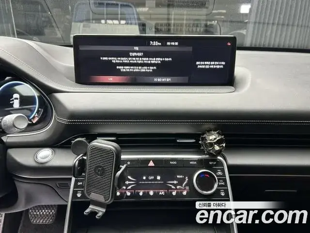 Genesis GV80 2020 — ფოტო 8/19