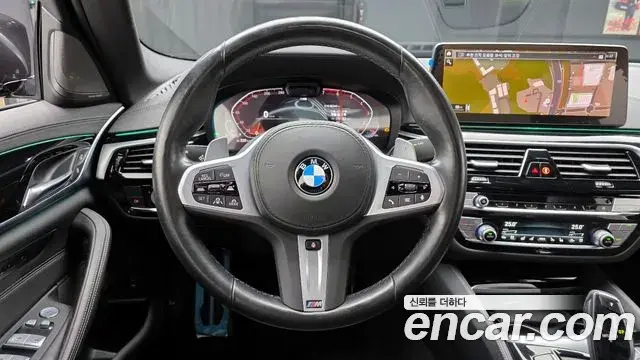BMW 5 Series 2022 — Photo 20/20
