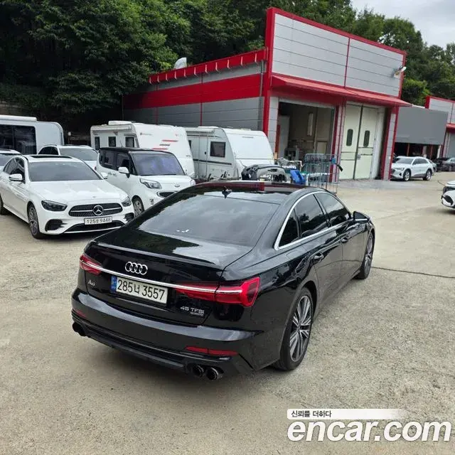 Audi A6 2023 — ფოტო 7/19