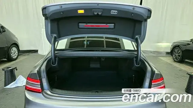 Genesis G80 2024 — ფოტო 15/20