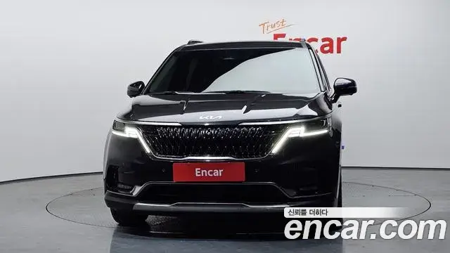 Kia Carnival 2023 — Фото 3/20