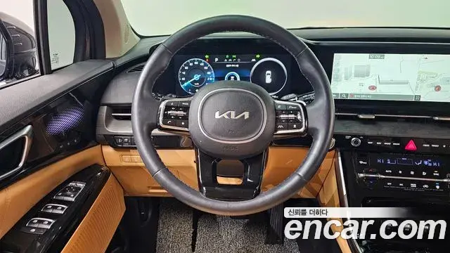 Kia Carnival 2023 — Фото 13/20