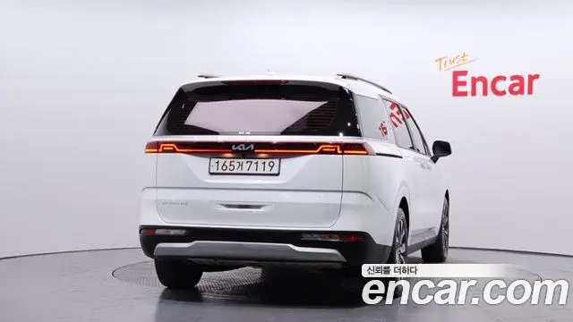 Kia Carnival 2021 — Photo 4/20