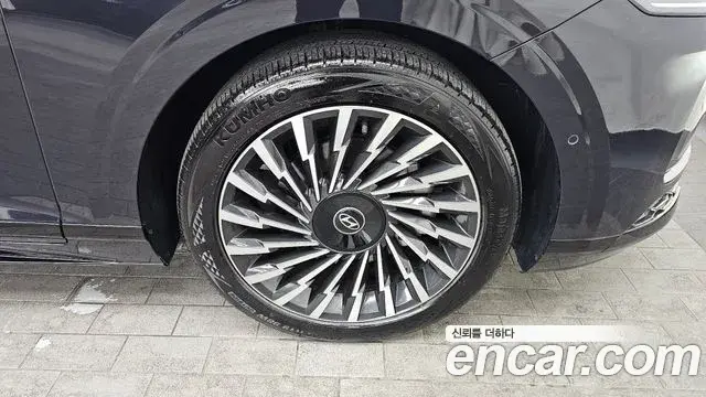 Hyundai Grandeur Hybrid 2024 — Photo 10/20