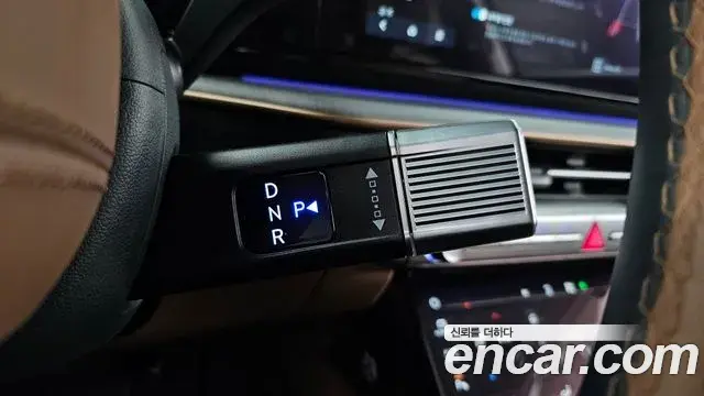 Hyundai Grandeur Hybrid 2024 — Photo 12/20