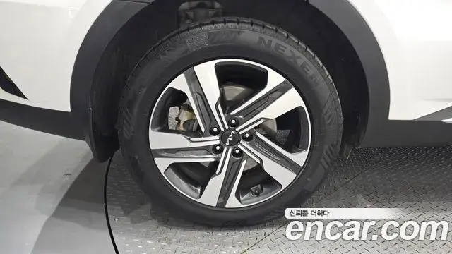 Kia Sorento 2021 — Фото 5/20
