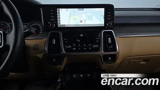 Kia Sorento 2021 — Фото 14/20