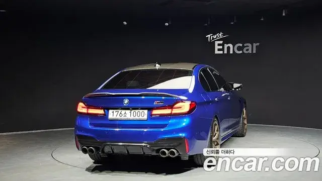 BMW M5 2018 — ფოტო 8/20