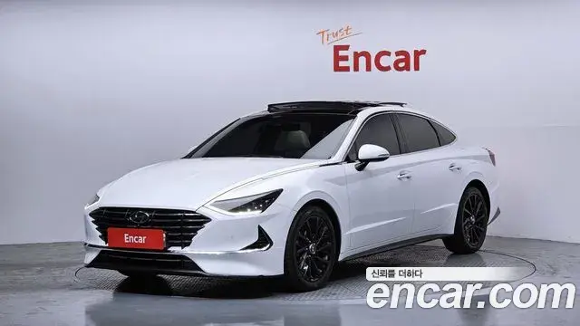 Hyundai Sonata Hybrid 2019 — Photo 4/20