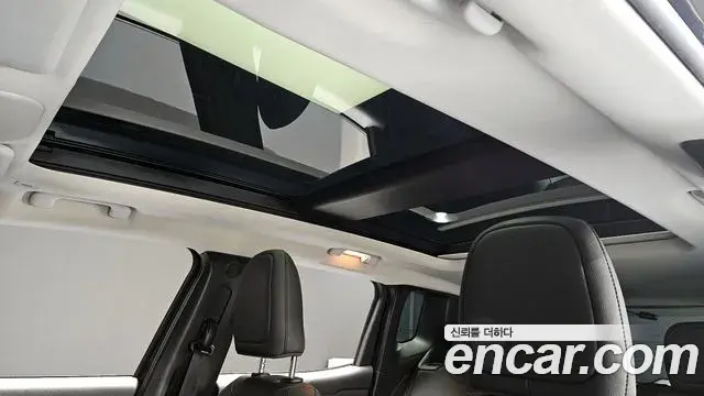Jeep Renegade 2021 — ფოტო 14/20