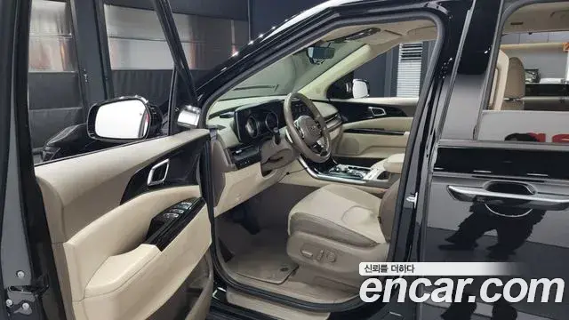 Kia Carnival 2020 — Şəkil 8/20