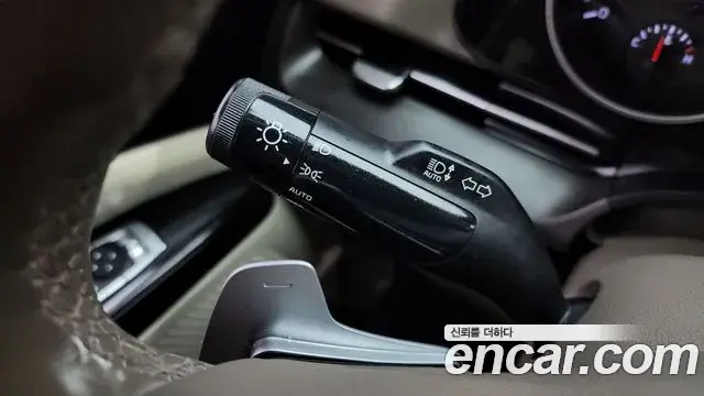 Kia Carnival 2020 — Şəkil 19/20
