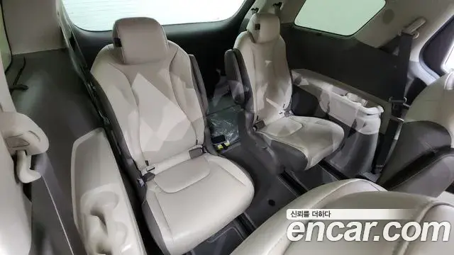 Kia Carnival 2020 — Şəkil 14/20
