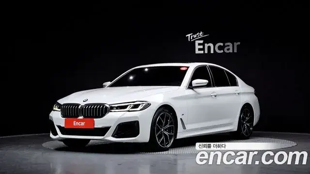 BMW 5 Series 2023 — Photo 13/20